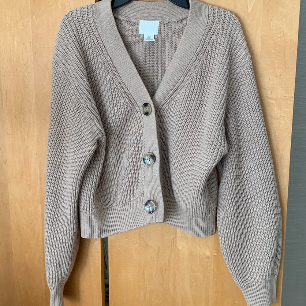 H&M Oversized chunky cardigan sweater knit tan medium button